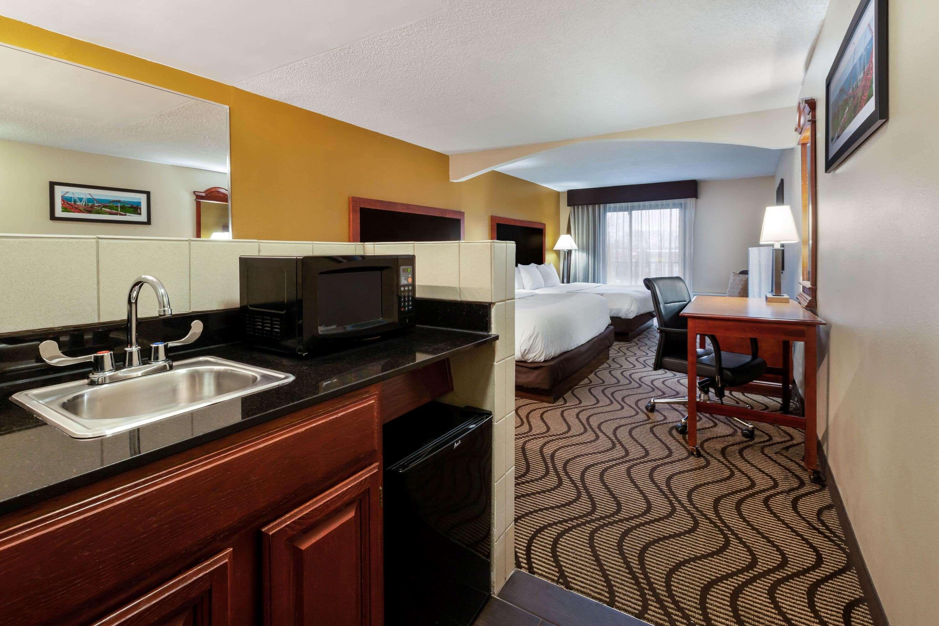 La Quinta Inn By Wyndham Sandusky Near Cedar Point Dış mekan fotoğraf