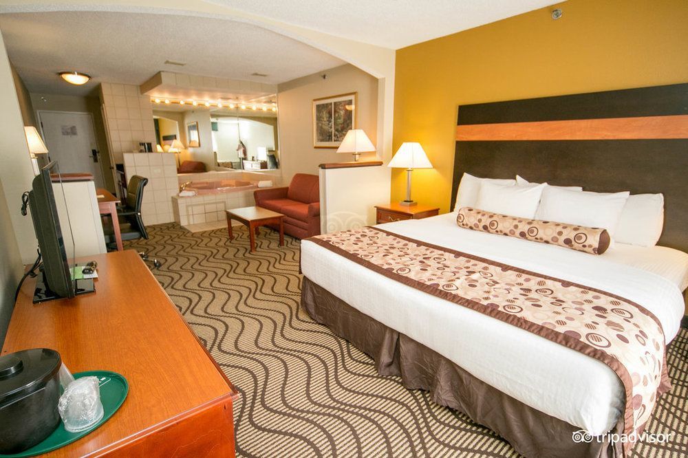 La Quinta Inn By Wyndham Sandusky Near Cedar Point Dış mekan fotoğraf