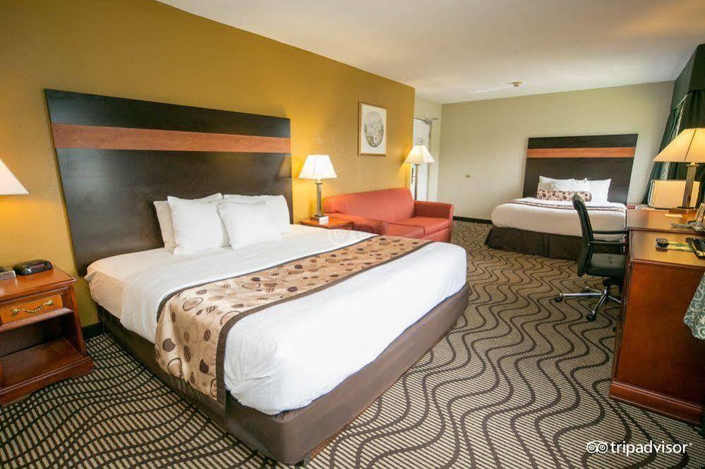 La Quinta Inn By Wyndham Sandusky Near Cedar Point Dış mekan fotoğraf