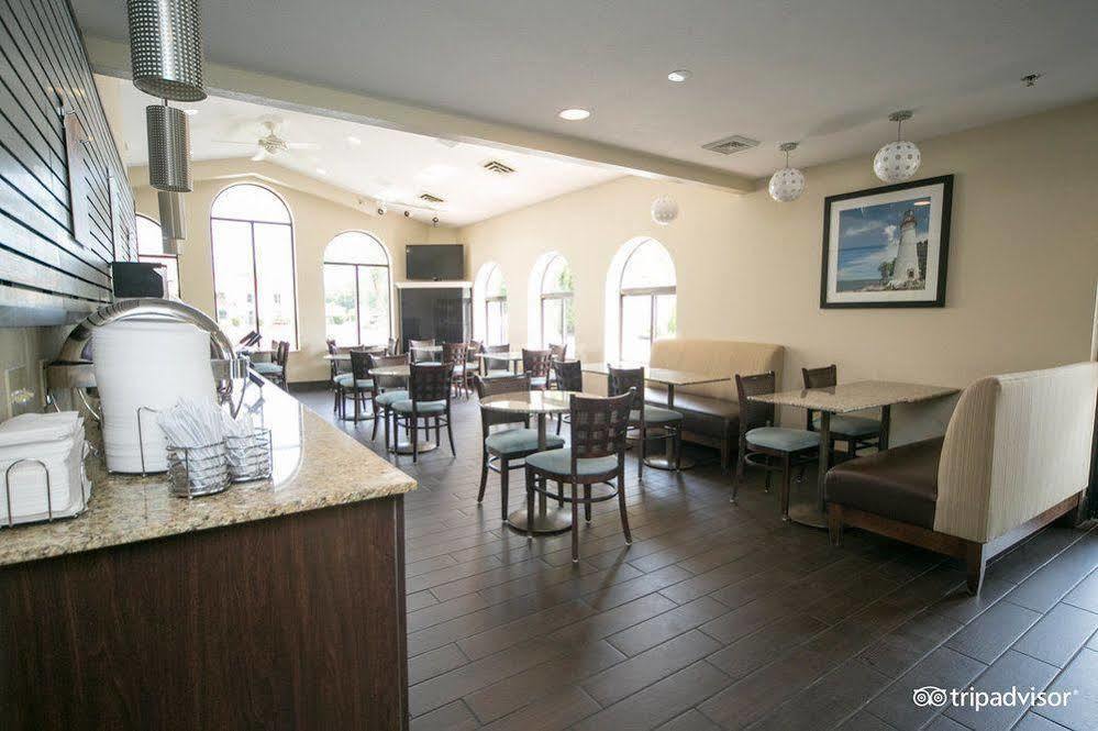 La Quinta Inn By Wyndham Sandusky Near Cedar Point Dış mekan fotoğraf